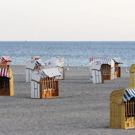 2 Bedroom Awesome In Travemuende *